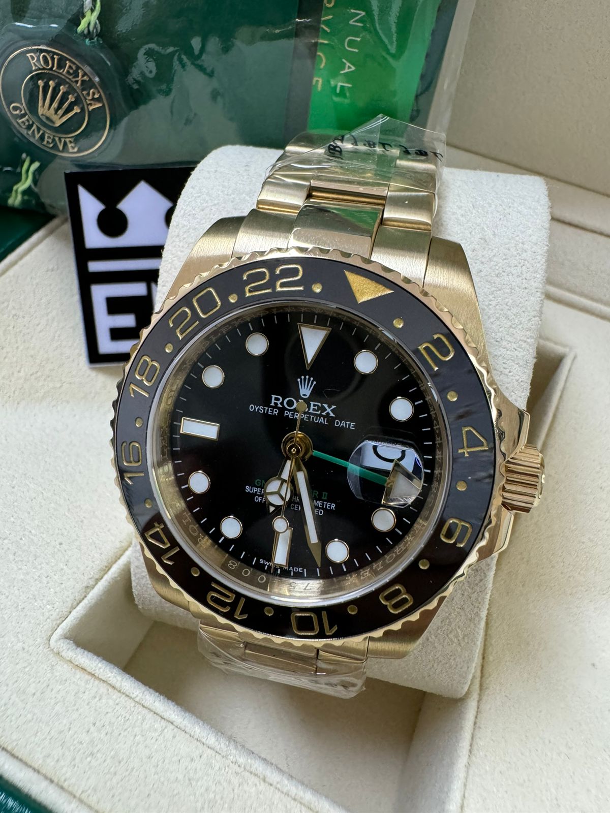 Rolex GMT-Master II / Gold
